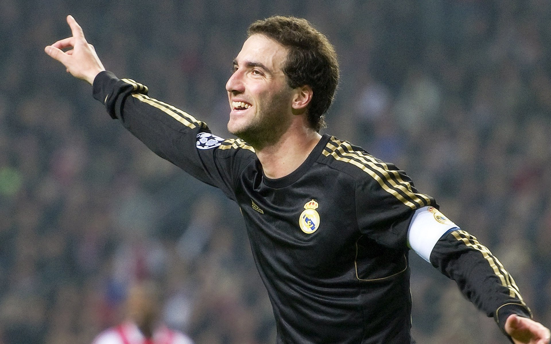 _逆境反弹：赛场上的奇迹逆转瞬间_，逆境中反弹